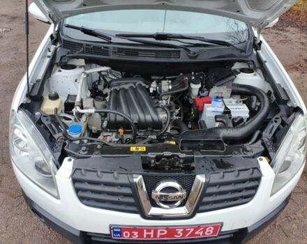 Белый Ниссан Кашкай, объемом двигателя 1.6 л и пробегом 152 тыс. км за 8350 $, фото 15 на Automoto.ua