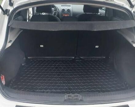 Белый Ниссан Кашкай, объемом двигателя 1.46 л и пробегом 183 тыс. км за 9599 $, фото 45 на Automoto.ua