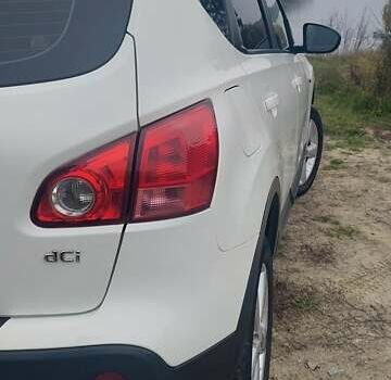 Белый Ниссан Кашкай, объемом двигателя 1.46 л и пробегом 183 тыс. км за 9599 $, фото 20 на Automoto.ua