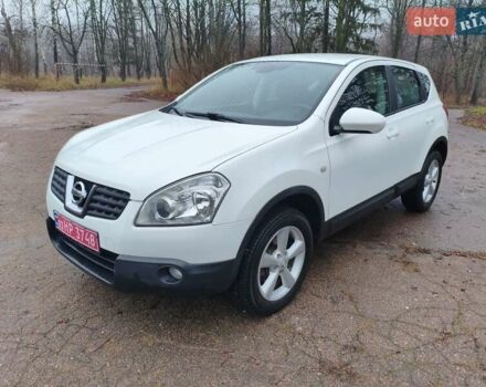 Белый Ниссан Кашкай, объемом двигателя 1.6 л и пробегом 152 тыс. км за 8350 $, фото 28 на Automoto.ua