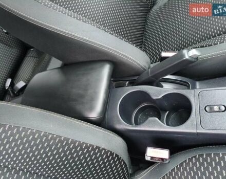 Белый Ниссан Кашкай, объемом двигателя 1.6 л и пробегом 152 тыс. км за 8350 $, фото 36 на Automoto.ua