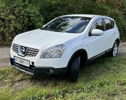 Белый Ниссан Кашкай, объемом двигателя 1.5 л и пробегом 300 тыс. км за 6450 $, фото 1 на Automoto.ua