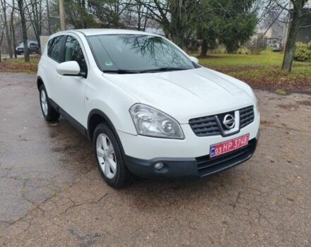 Белый Ниссан Кашкай, объемом двигателя 1.6 л и пробегом 152 тыс. км за 8350 $, фото 1 на Automoto.ua