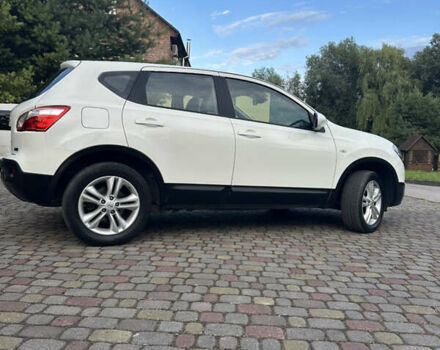 Білий Ніссан Кашкай, об'ємом двигуна 1.5 л та пробігом 220 тис. км за 9500 $, фото 1 на Automoto.ua