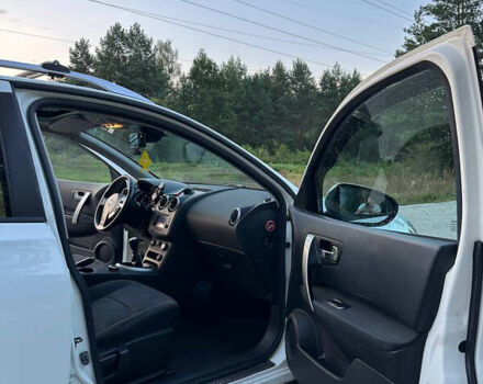 Білий Ніссан Кашкай, об'ємом двигуна 2 л та пробігом 210 тис. км за 10800 $, фото 39 на Automoto.ua
