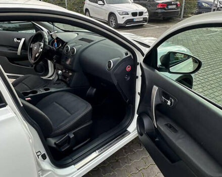 Белый Ниссан Кашкай, объемом двигателя 2 л и пробегом 119 тыс. км за 9700 $, фото 10 на Automoto.ua