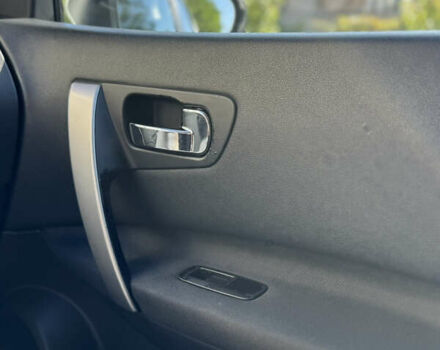 Білий Ніссан Кашкай, об'ємом двигуна 2 л та пробігом 150 тис. км за 11500 $, фото 7 на Automoto.ua