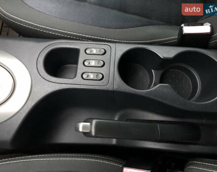 Белый Ниссан Кашкай, объемом двигателя 2 л и пробегом 195 тыс. км за 11655 $, фото 27 на Automoto.ua