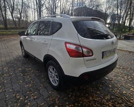 Белый Ниссан Кашкай, объемом двигателя 2 л и пробегом 246 тыс. км за 10200 $, фото 13 на Automoto.ua