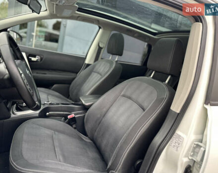 Белый Ниссан Кашкай, объемом двигателя 2 л и пробегом 173 тыс. км за 9888 $, фото 11 на Automoto.ua