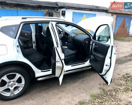 Белый Ниссан Кашкай, объемом двигателя 2 л и пробегом 195 тыс. км за 11655 $, фото 82 на Automoto.ua
