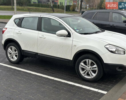 Белый Ниссан Кашкай, объемом двигателя 1.5 л и пробегом 205 тыс. км за 10500 $, фото 1 на Automoto.ua