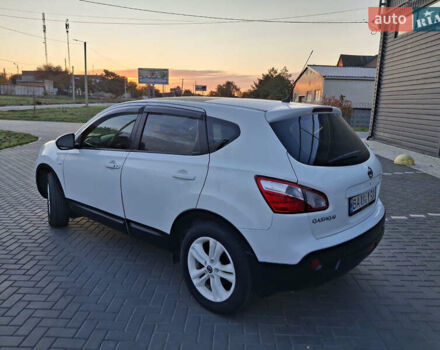 Білий Ніссан Кашкай, об'ємом двигуна 2 л та пробігом 183 тис. км за 10900 $, фото 6 на Automoto.ua