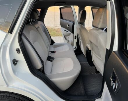 Белый Ниссан Кашкай, объемом двигателя 2 л и пробегом 157 тыс. км за 9999 $, фото 21 на Automoto.ua