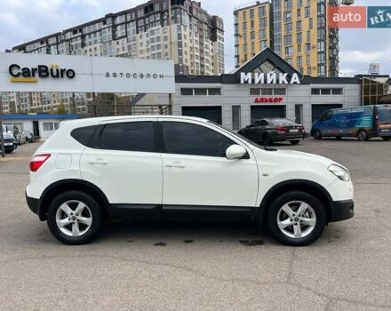 Белый Ниссан Кашкай, объемом двигателя 2 л и пробегом 227 тыс. км за 8900 $, фото 14 на Automoto.ua