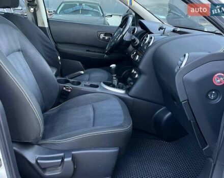 Белый Ниссан Кашкай, объемом двигателя 1.5 л и пробегом 245 тыс. км за 10590 $, фото 17 на Automoto.ua