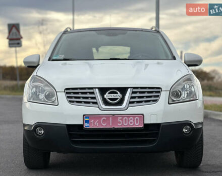Белый Ниссан Кашкай, объемом двигателя 1.6 л и пробегом 176 тыс. км за 9999 $, фото 28 на Automoto.ua