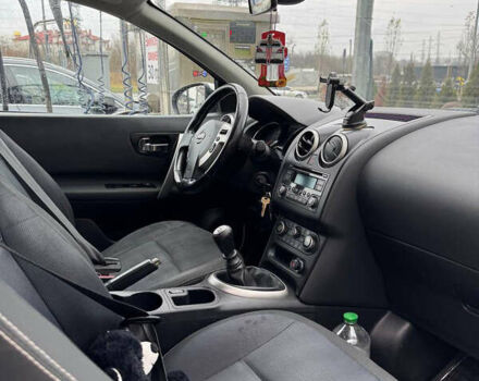 Белый Ниссан Кашкай, объемом двигателя 1.46 л и пробегом 243 тыс. км за 9700 $, фото 18 на Automoto.ua