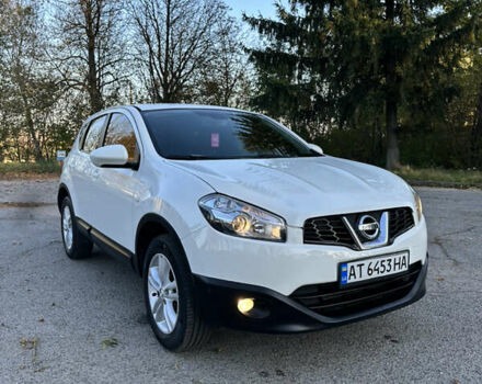 Белый Ниссан Кашкай, объемом двигателя 1.5 л и пробегом 230 тыс. км за 9700 $, фото 4 на Automoto.ua