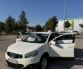 Белый Ниссан Кашкай, объемом двигателя 2 л и пробегом 199 тыс. км за 10600 $, фото 5 на Automoto.ua