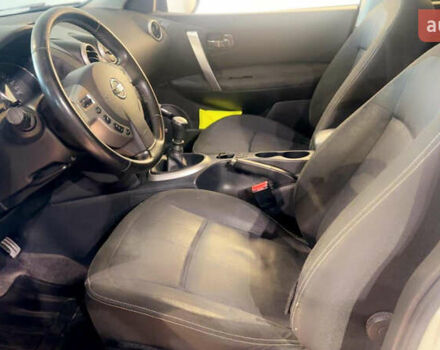 Білий Ніссан Кашкай, об'ємом двигуна 1.5 л та пробігом 203 тис. км за 10000 $, фото 8 на Automoto.ua