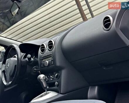 Белый Ниссан Кашкай, объемом двигателя 2 л и пробегом 122 тыс. км за 10700 $, фото 49 на Automoto.ua