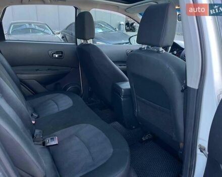 Белый Ниссан Кашкай, объемом двигателя 1.5 л и пробегом 245 тыс. км за 10590 $, фото 18 на Automoto.ua