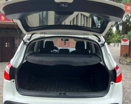 Белый Ниссан Кашкай, объемом двигателя 1.5 л и пробегом 187 тыс. км за 8900 $, фото 28 на Automoto.ua