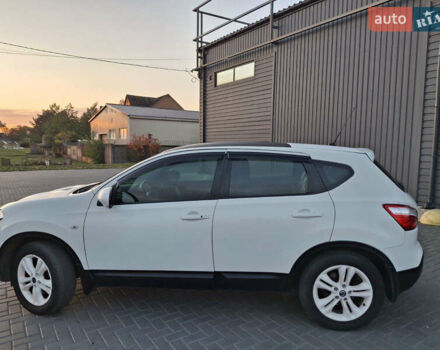Білий Ніссан Кашкай, об'ємом двигуна 2 л та пробігом 183 тис. км за 10900 $, фото 5 на Automoto.ua