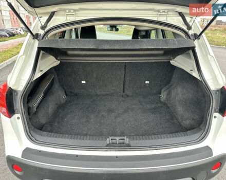 Белый Ниссан Кашкай, объемом двигателя 1.6 л и пробегом 176 тыс. км за 9999 $, фото 33 на Automoto.ua