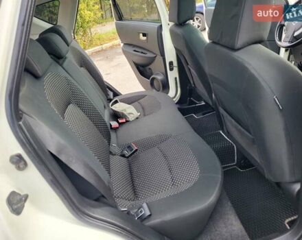 Білий Ніссан Кашкай, об'ємом двигуна 1.5 л та пробігом 217 тис. км за 9300 $, фото 119 на Automoto.ua