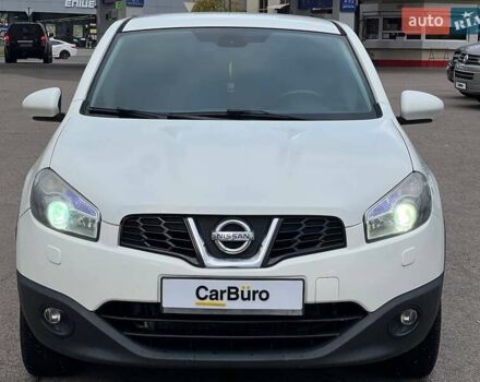 Белый Ниссан Кашкай, объемом двигателя 2 л и пробегом 227 тыс. км за 8900 $, фото 3 на Automoto.ua