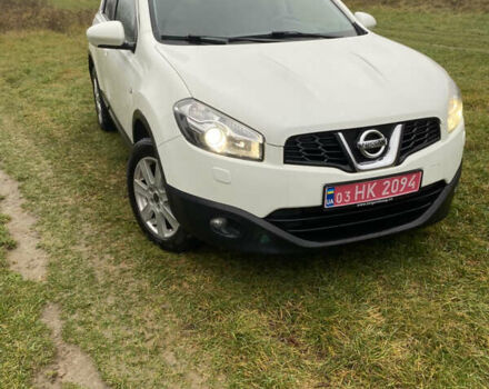 Белый Ниссан Кашкай, объемом двигателя 1.5 л и пробегом 203 тыс. км за 9800 $, фото 1 на Automoto.ua