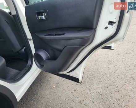 Білий Ніссан Кашкай, об'ємом двигуна 1.5 л та пробігом 217 тис. км за 9300 $, фото 118 на Automoto.ua