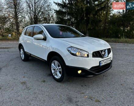 Белый Ниссан Кашкай, объемом двигателя 1.5 л и пробегом 230 тыс. км за 9700 $, фото 3 на Automoto.ua