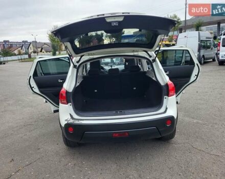 Білий Ніссан Кашкай, об'ємом двигуна 1.5 л та пробігом 217 тис. км за 9300 $, фото 81 на Automoto.ua