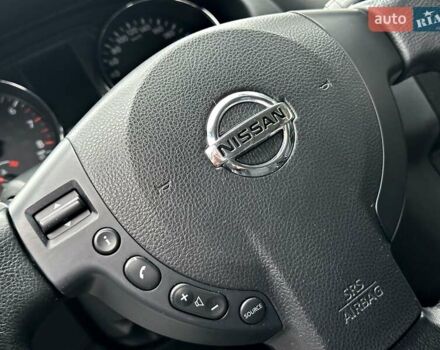 Белый Ниссан Кашкай, объемом двигателя 2 л и пробегом 122 тыс. км за 10700 $, фото 38 на Automoto.ua