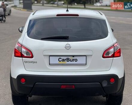 Белый Ниссан Кашкай, объемом двигателя 2 л и пробегом 227 тыс. км за 8900 $, фото 12 на Automoto.ua