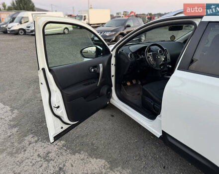 Білий Ніссан Кашкай, об'ємом двигуна 1.6 л та пробігом 156 тис. км за 9899 $, фото 14 на Automoto.ua