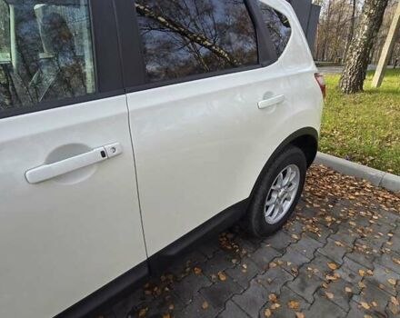 Белый Ниссан Кашкай, объемом двигателя 2 л и пробегом 246 тыс. км за 10200 $, фото 12 на Automoto.ua