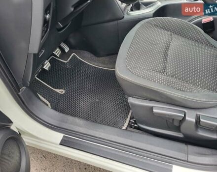 Білий Ніссан Кашкай, об'ємом двигуна 1.5 л та пробігом 217 тис. км за 9300 $, фото 106 на Automoto.ua