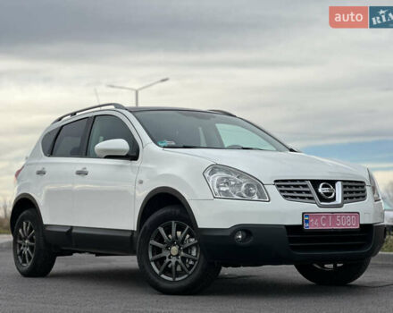 Белый Ниссан Кашкай, объемом двигателя 1.6 л и пробегом 176 тыс. км за 9999 $, фото 24 на Automoto.ua