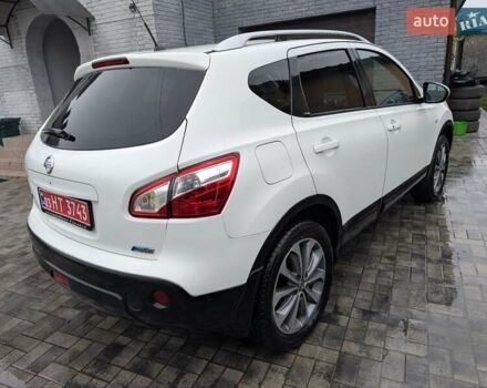 Белый Ниссан Кашкай, объемом двигателя 1.5 л и пробегом 99 тыс. км за 11999 $, фото 10 на Automoto.ua