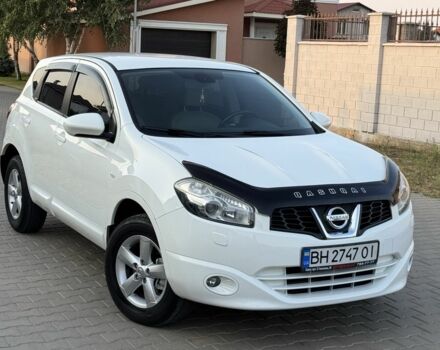 Белый Ниссан Кашкай, объемом двигателя 2 л и пробегом 157 тыс. км за 9999 $, фото 2 на Automoto.ua