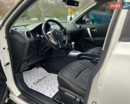 Белый Ниссан Кашкай, объемом двигателя 2 л и пробегом 227 тыс. км за 8900 $, фото 16 на Automoto.ua