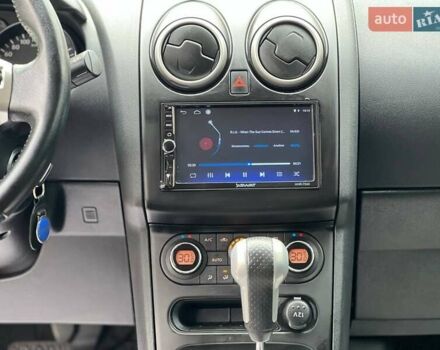 Белый Ниссан Кашкай, объемом двигателя 2 л и пробегом 227 тыс. км за 8900 $, фото 18 на Automoto.ua