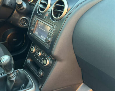 Білий Ніссан Кашкай, об'ємом двигуна 1.5 л та пробігом 186 тис. км за 10500 $, фото 24 на Automoto.ua