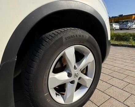 Белый Ниссан Кашкай, объемом двигателя 2 л и пробегом 199 тыс. км за 10600 $, фото 19 на Automoto.ua