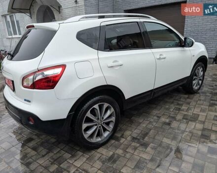 Белый Ниссан Кашкай, объемом двигателя 1.5 л и пробегом 99 тыс. км за 11999 $, фото 9 на Automoto.ua