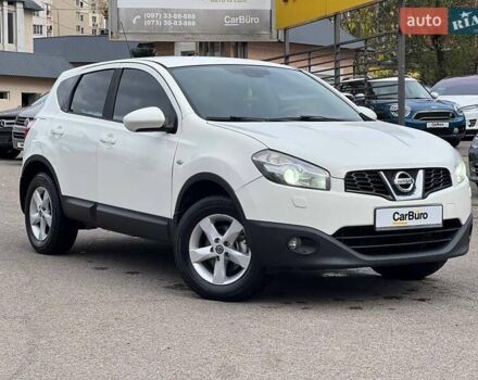 Белый Ниссан Кашкай, объемом двигателя 2 л и пробегом 227 тыс. км за 8900 $, фото 1 на Automoto.ua